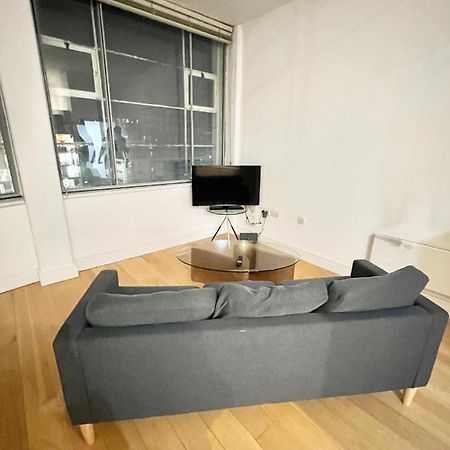 Bigkings Cosy 2 Bedroom Apartment With Free Parking In Central Manchester Kültér fotó