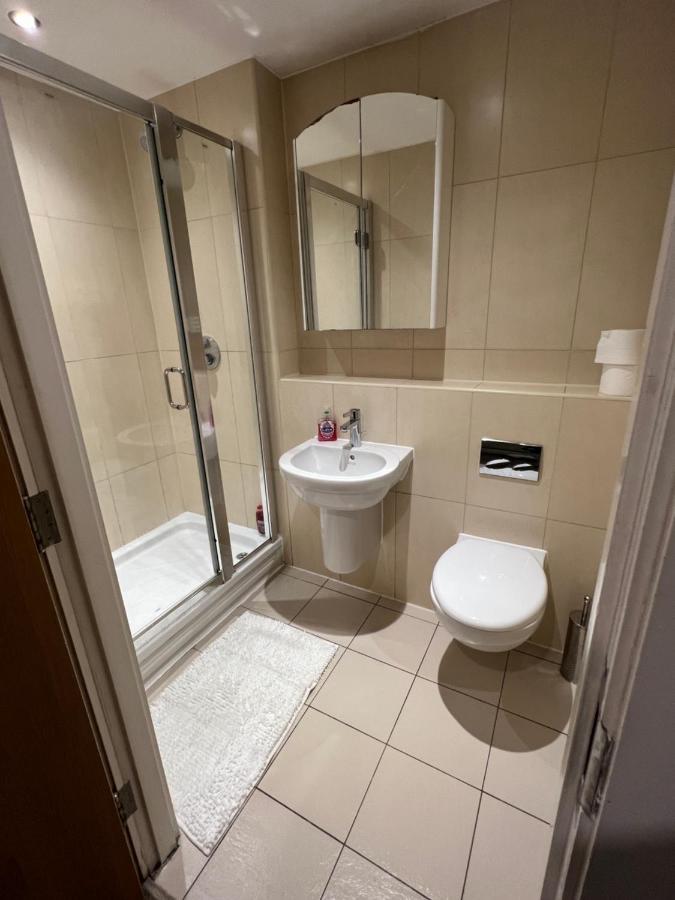 Bigkings Cosy 2 Bedroom Apartment With Free Parking In Central Manchester Kültér fotó